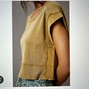 NWT Pilcro Cropped Moss Tee Medium